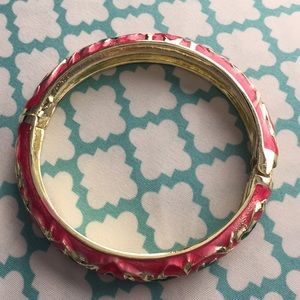 Ladies pink Bracelet. Brand new.